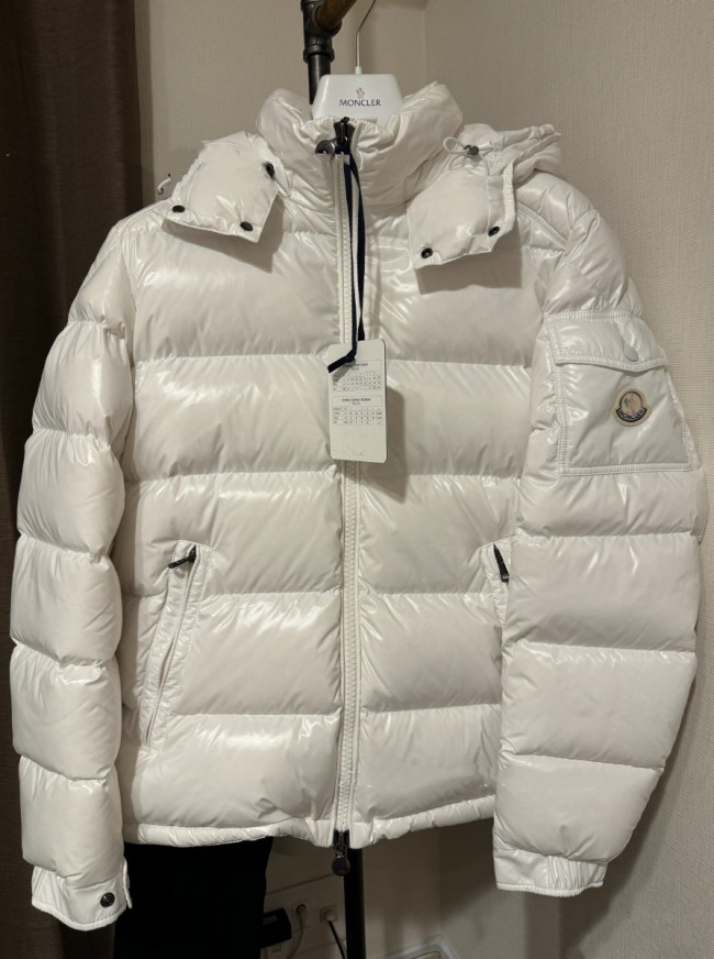 Quality Moncler Coat with Tags
