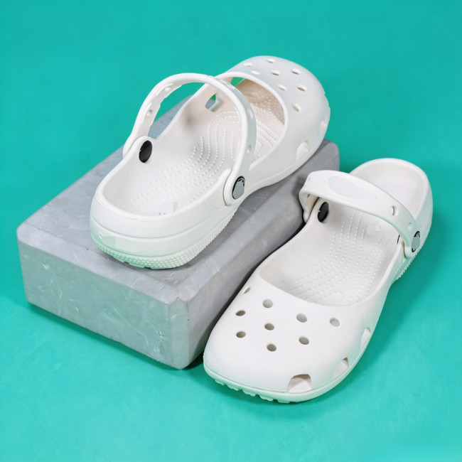  Fashion Crocs Shoes with Tags No Box