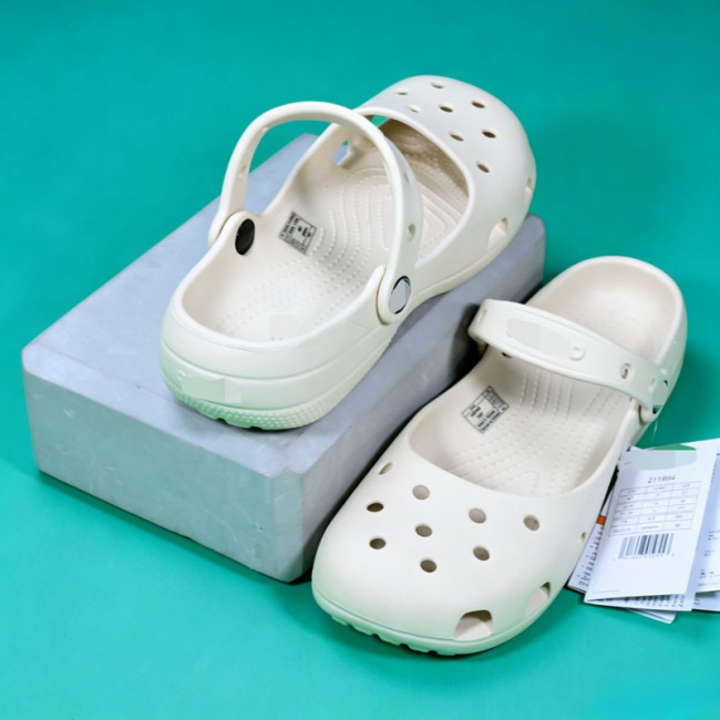  Fashion Crocs Shoes with Tags No Box