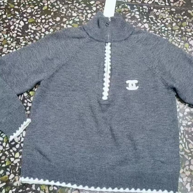 Women Fashion Quater Zipper Sweaters with Tags #CHN