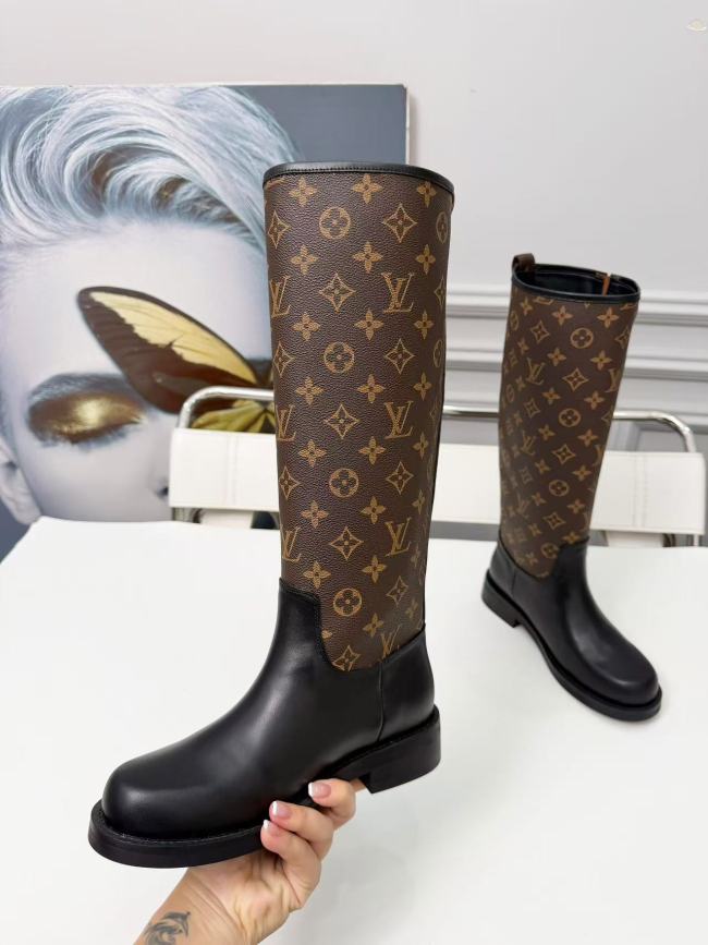  High Quality Boots with Box #LOV