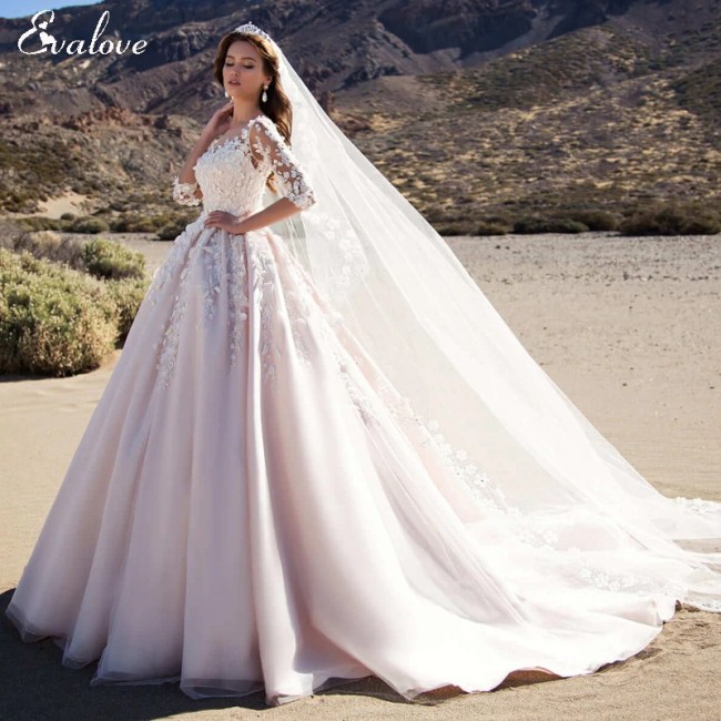 Romantic Scoop Neck Half Sleeve Bride A-Line Wedding Dresses Luxury Beading Flowers Appliques Pink Princess Bridal Gown