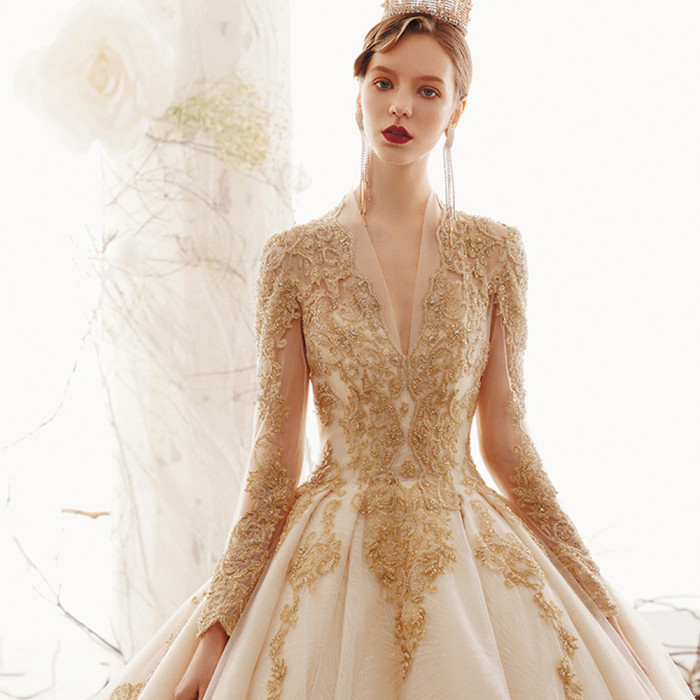 Custom Made Princess Wedding Dresses Vestido De Casamento Gold Appliques Beading Long Sleeve Bridal Gowns Bruidsjurken