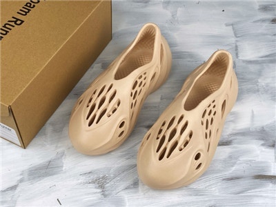 yeezy foam runner apricot