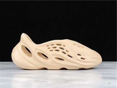 yeezy foam runner apricot