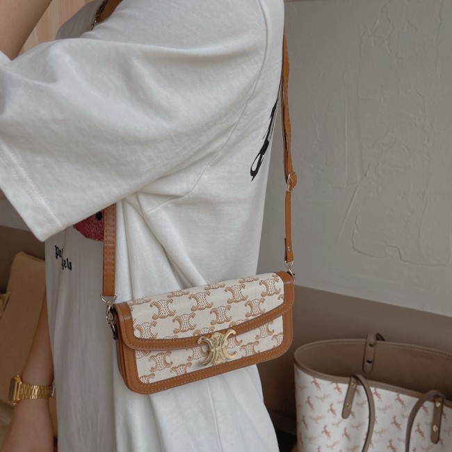セリーヌ お財布ポシェット Celine ポシェット スマホポーチ CELINE 財布 携帯入れ かわいい ミニショルダーバッグ トリオンフキャンバス ブランド レディース ギフト プレゼント