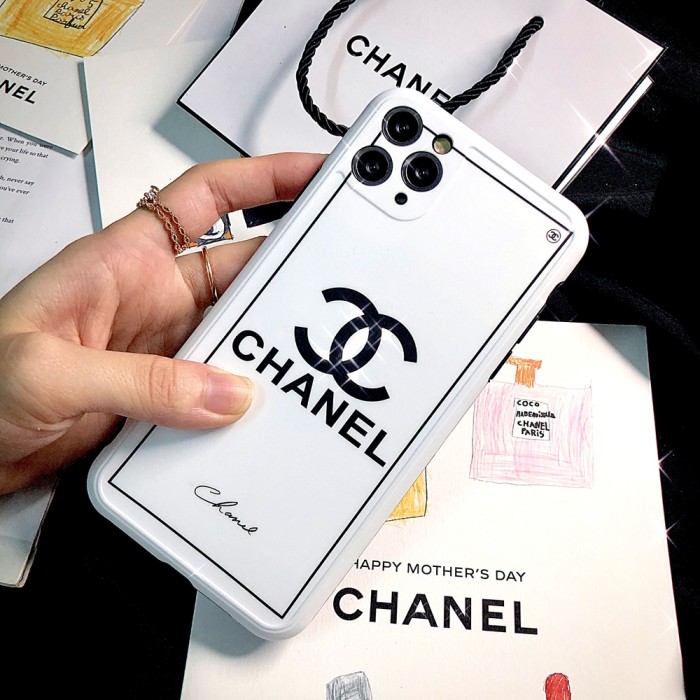 Chanel iPhone11ProMaxケース 芸能人愛用