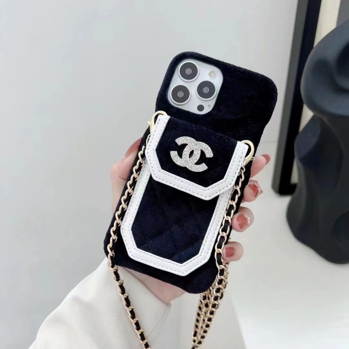 Chanel iPhone12Proケース チェーンストラップ付き