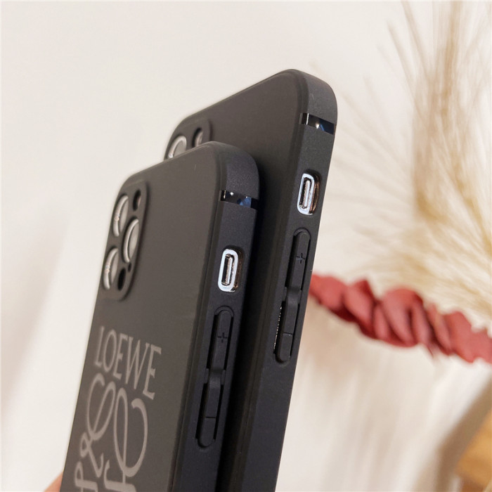 ロエベ iPhone11Proケース プレゼント