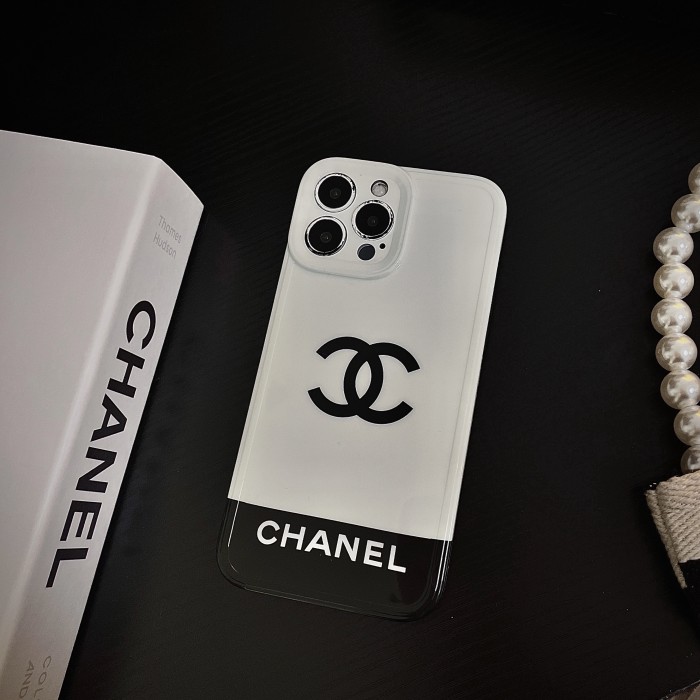 Chanel iPhone14カバー シンプル
