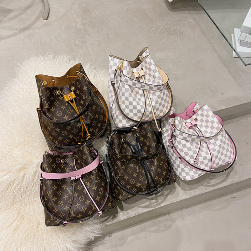 Luxury LV Handbags Women Bags Designer Bucket bag Message Bags PU Leather Armpit Bag Purses and Handbags Casual Women Bags