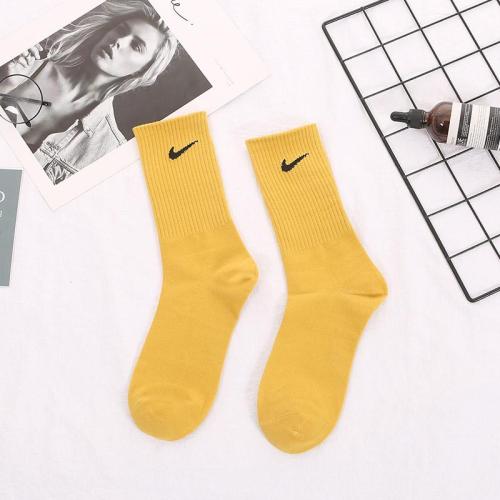 NIKE Wholesale Sugar Sport Socks SK-004