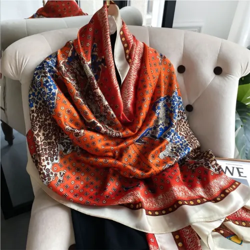 Newest Fashion Luxuty Scarf NFS-005