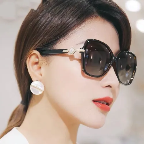 CHANEL Luxury Fashion Sunglasses For Women CSS-005