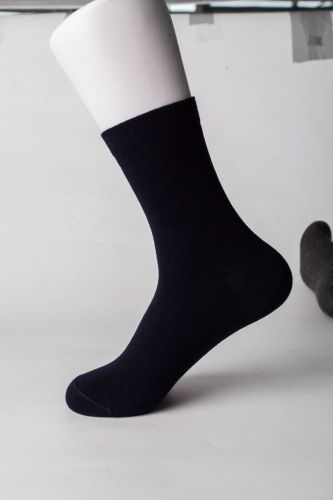 Newest Pure Color Mid-Calf Length Sock For Man ST-007