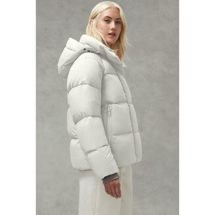 Canada Goose North Star White Pastels Series Junction White Removable Duck Down Dress  CG-001