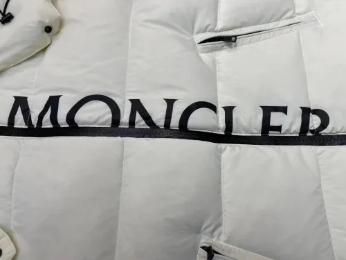 Original Factory Moncler Reflective 90% Duck Down With 100% Polyester Fabric Extremely Warm Down Jacket MD-010