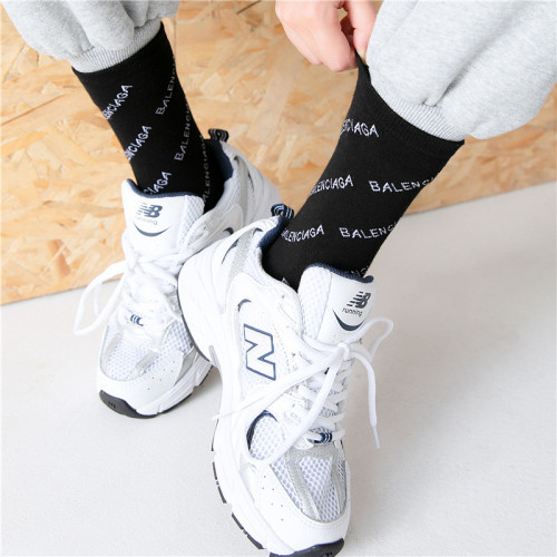 Balenciga Fashion Medium-tube Cotton Muti-color Socks SK-001