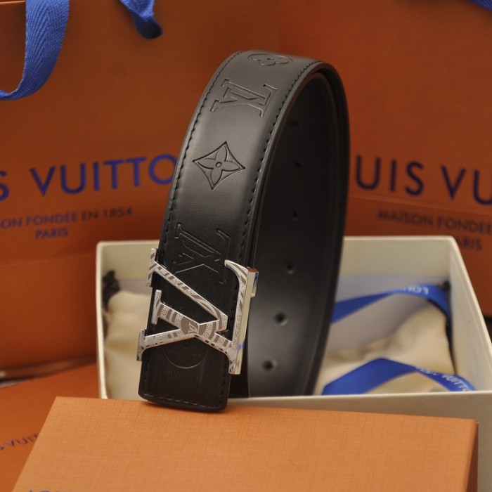 Wholesale LV Belt With Exquisite Box and Bag B-019