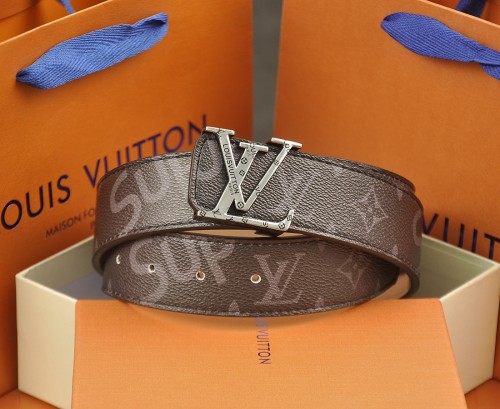 Wholesale LV Belt With Exquisite Box and Bag B-002