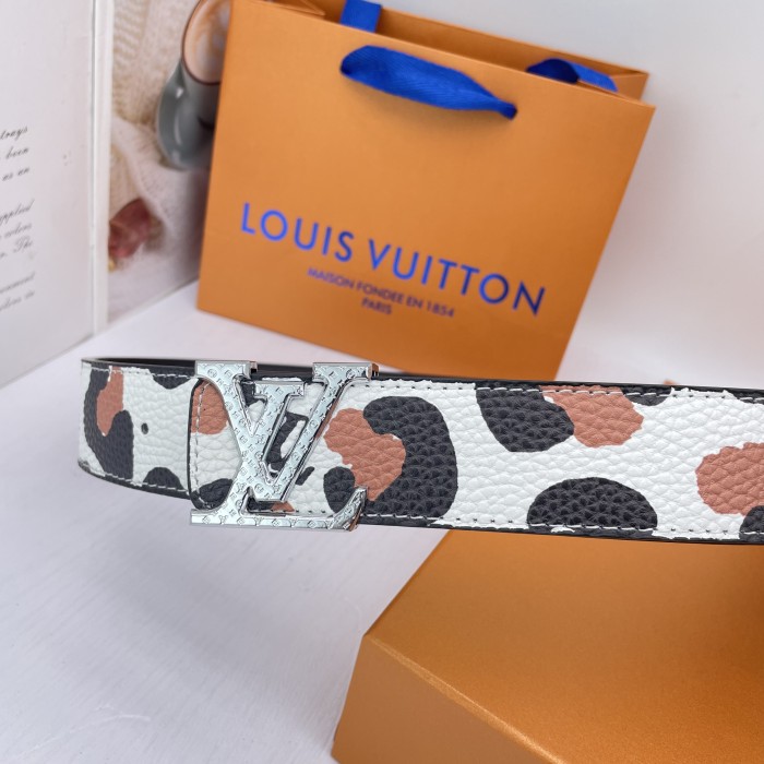 Wholesale LV Belt With Exquisite Box and Bag B-012