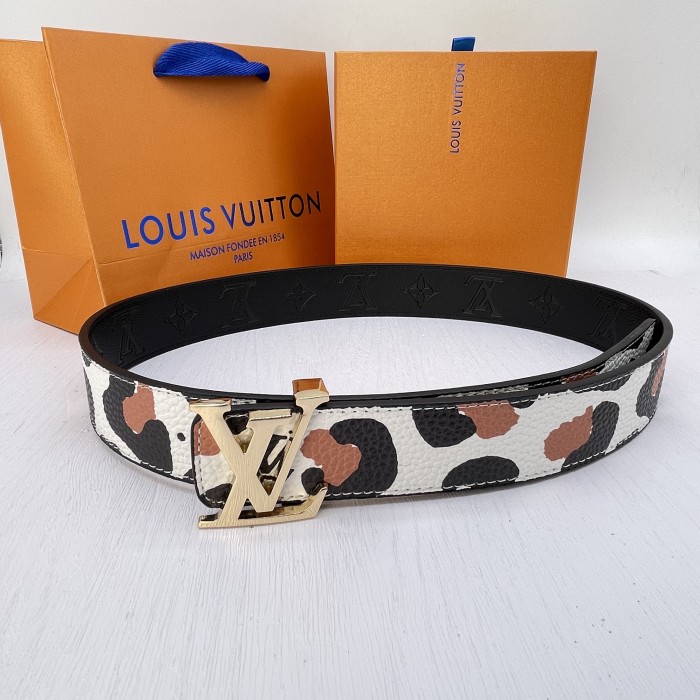 Wholesale LV Belt With Exquisite Box and Bag B-012