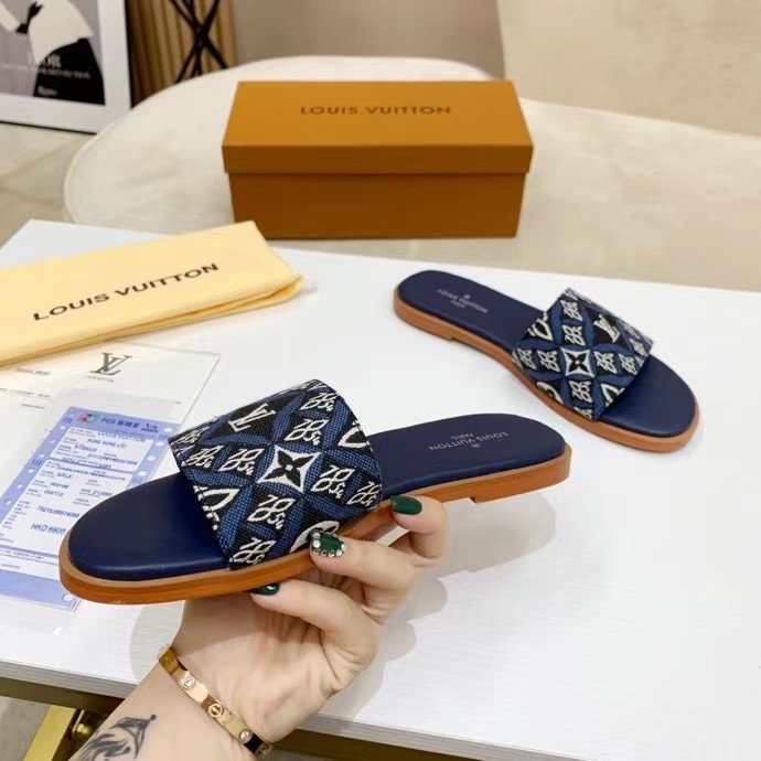 Louis Vuitton Wholesale Slippers for Women LVSP-033