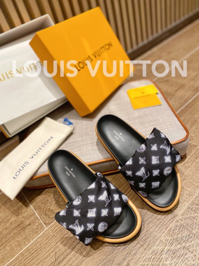 Louis Vuitton Wholesale Velcro Slippers for Women LVSP-011