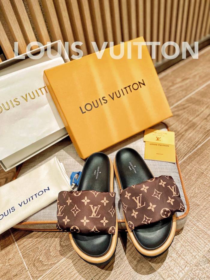 Louis Vuitton Wholesale Velcro Slippers for Women LVSP-014