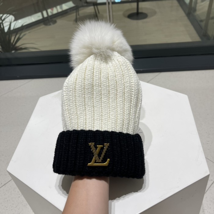 LV Beanie with Box BEN-028