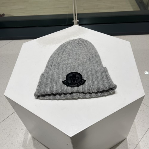 Moncler Angora Wool Knitted Thick Cuffed Beanie with Box BEN-042