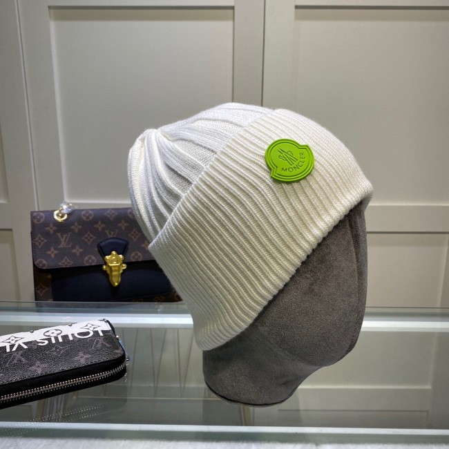 MONCLER Wool Knitted Hat with Box BEN-020