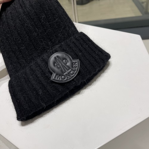 Moncler Angora Wool Knitted Thick Cuffed Beanie with Box BEN-041