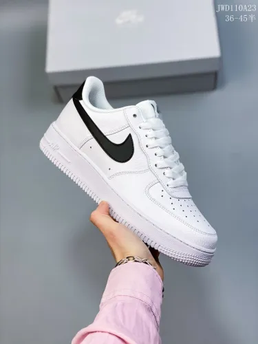 AIR FORCE 1 '07 LV8 with Box CYAF-064