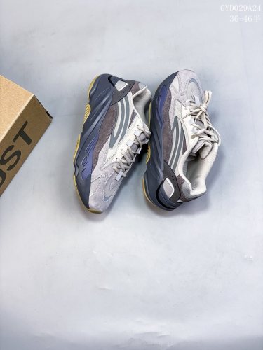 Company Level High Quality Adidas Yeezy Boost 700 3M Reflective Sneaker with Box HYYZ-012