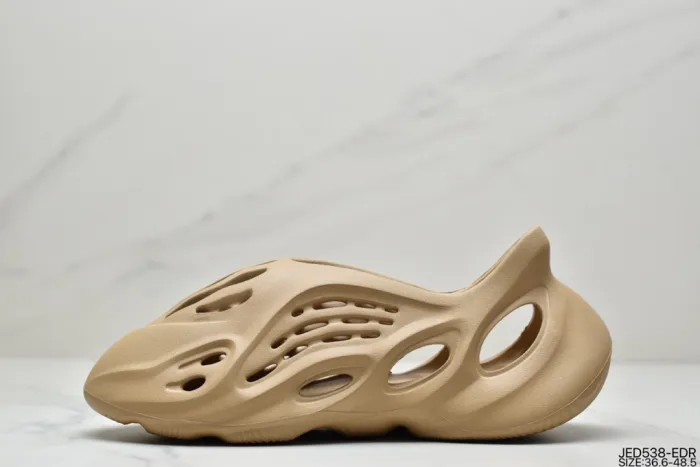 Company Grade High Quality Adidas Yeezy & Kanye Foam Runner Slide (Environmental protection algae 3D use material) with Box HYYZ-022