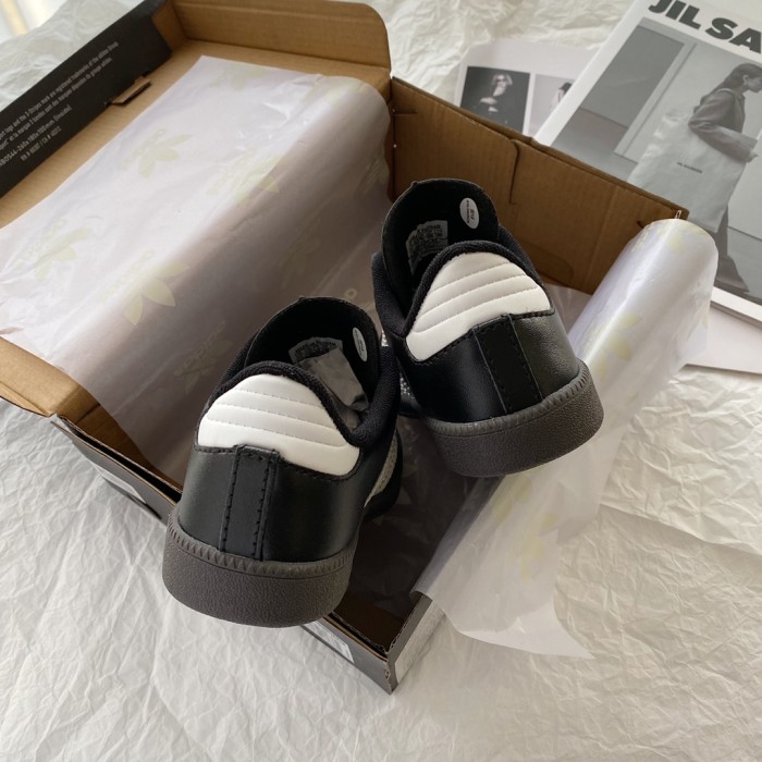 High Quality Kid's Adidas Sneaker with Box KSS-012