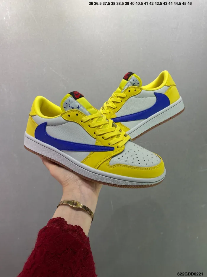 High Quality Nike Travis Scott X Air Jordan 1 Reverse Mocha Sneaker with Box NAJS-075