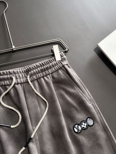 High Quality Louis Vuitton Trousers WTLV-102