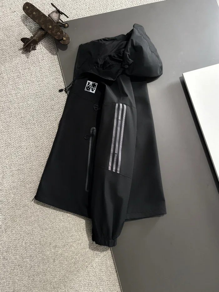 High Quality Louis Vuitton Windbreaker Jackets WTLV-159