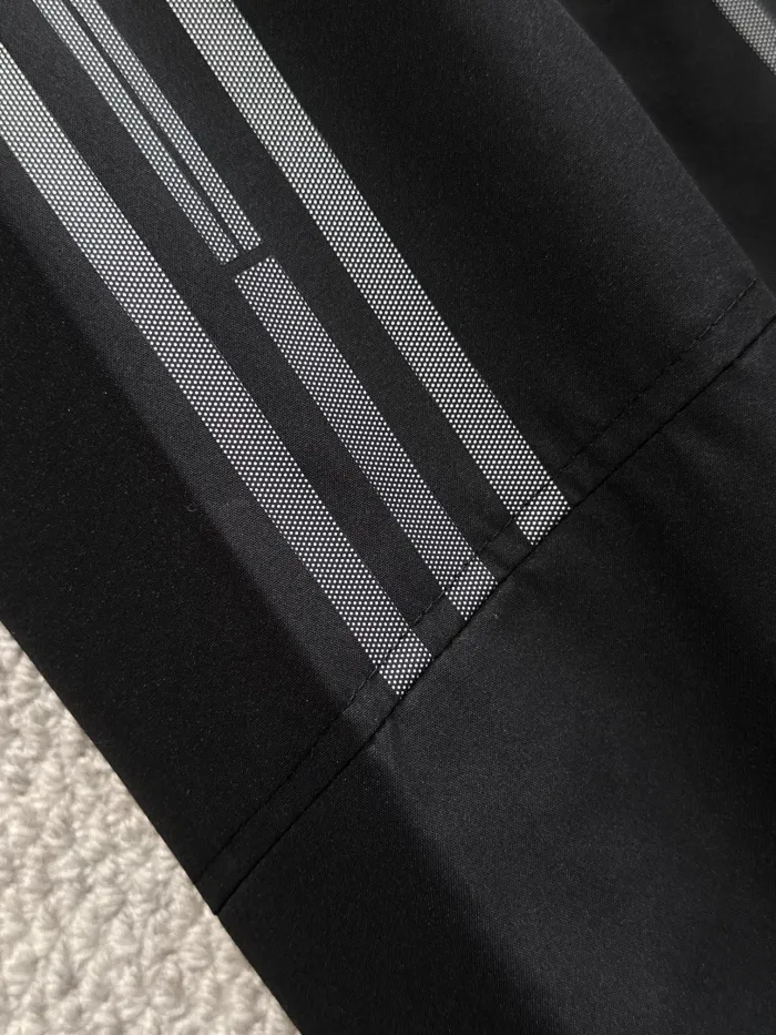 High Quality Louis Vuitton Windbreaker Jackets WTLV-159