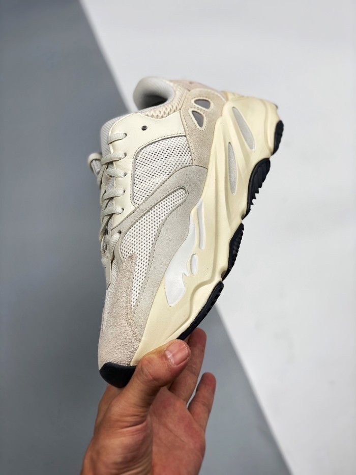 Adidas Yeezy Boost 700 Analog