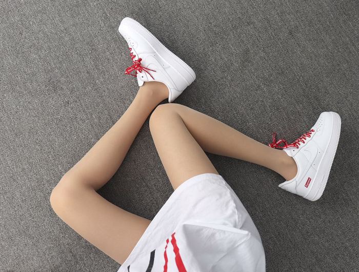 Nike Air Force 1 Low Supreme White