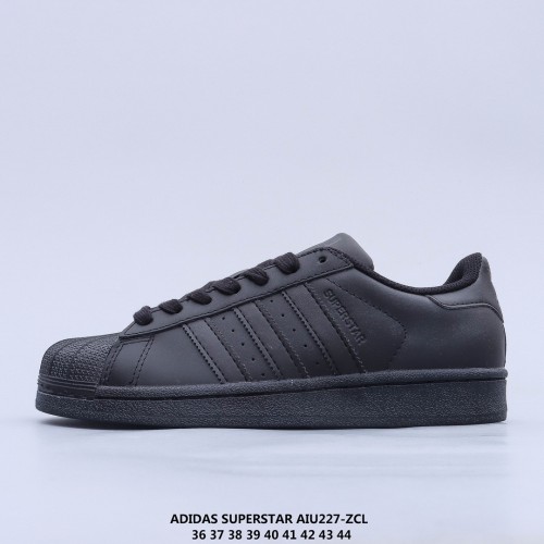 adidas Superstar All Black
