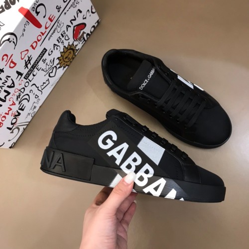 Dolce & Gabbana Low Tops Sneakers 117
