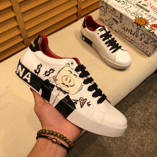 Dolce & Gabbana Low Tops Sneakers 137