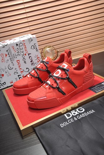 Dolce & Gabbana Low Tops Sneakers 67