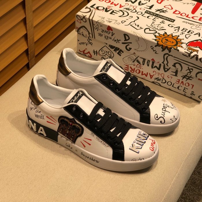 Dolce & Gabbana Low Tops Sneakers 136