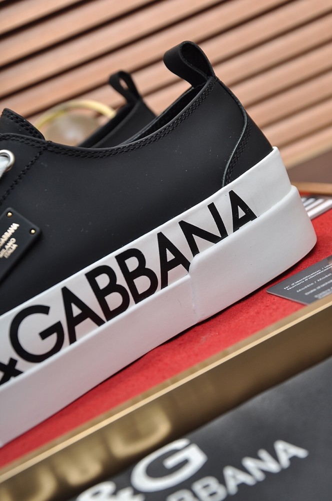 Dolce & Gabbana Low Tops Sneakers 110