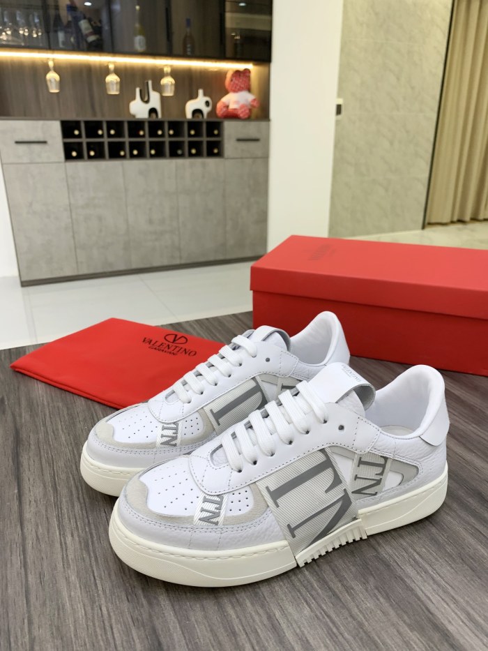 Valentino Garavani VL7N low-top sneakers 12